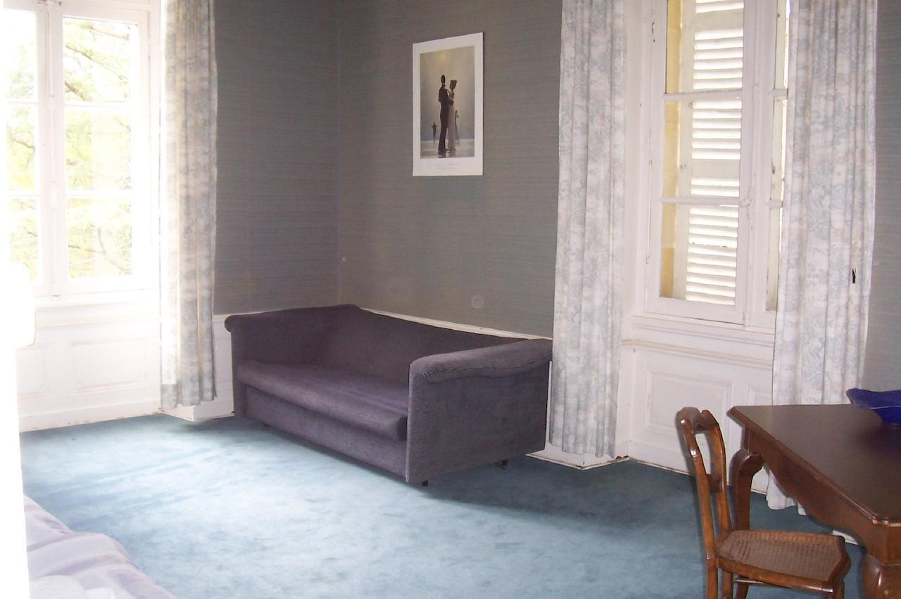 Chateau Champigny Bed & Breakfast Maillet  Room photo